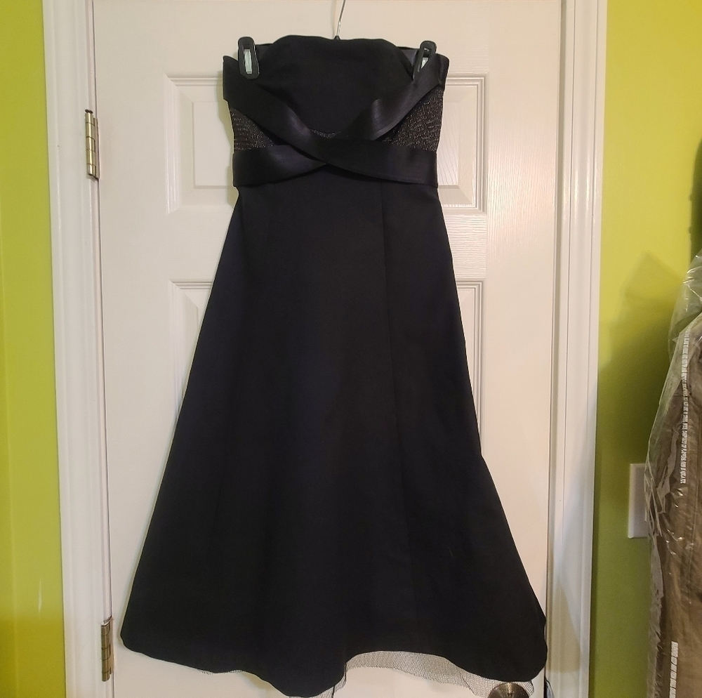 Julia Vintage Y2k classic black dress